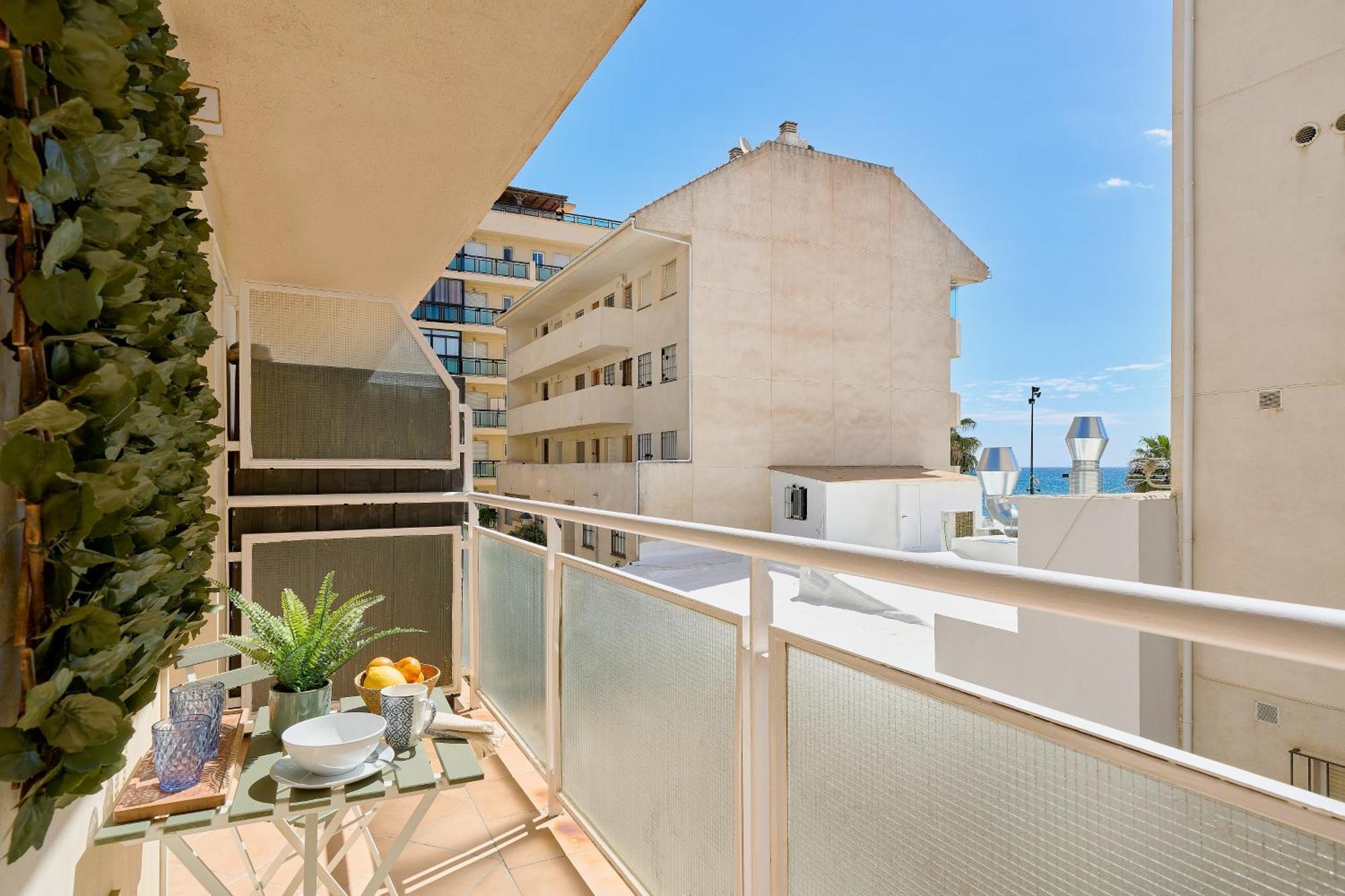 Fuengirola Beach Apartment By Stay Belonio Exterior foto